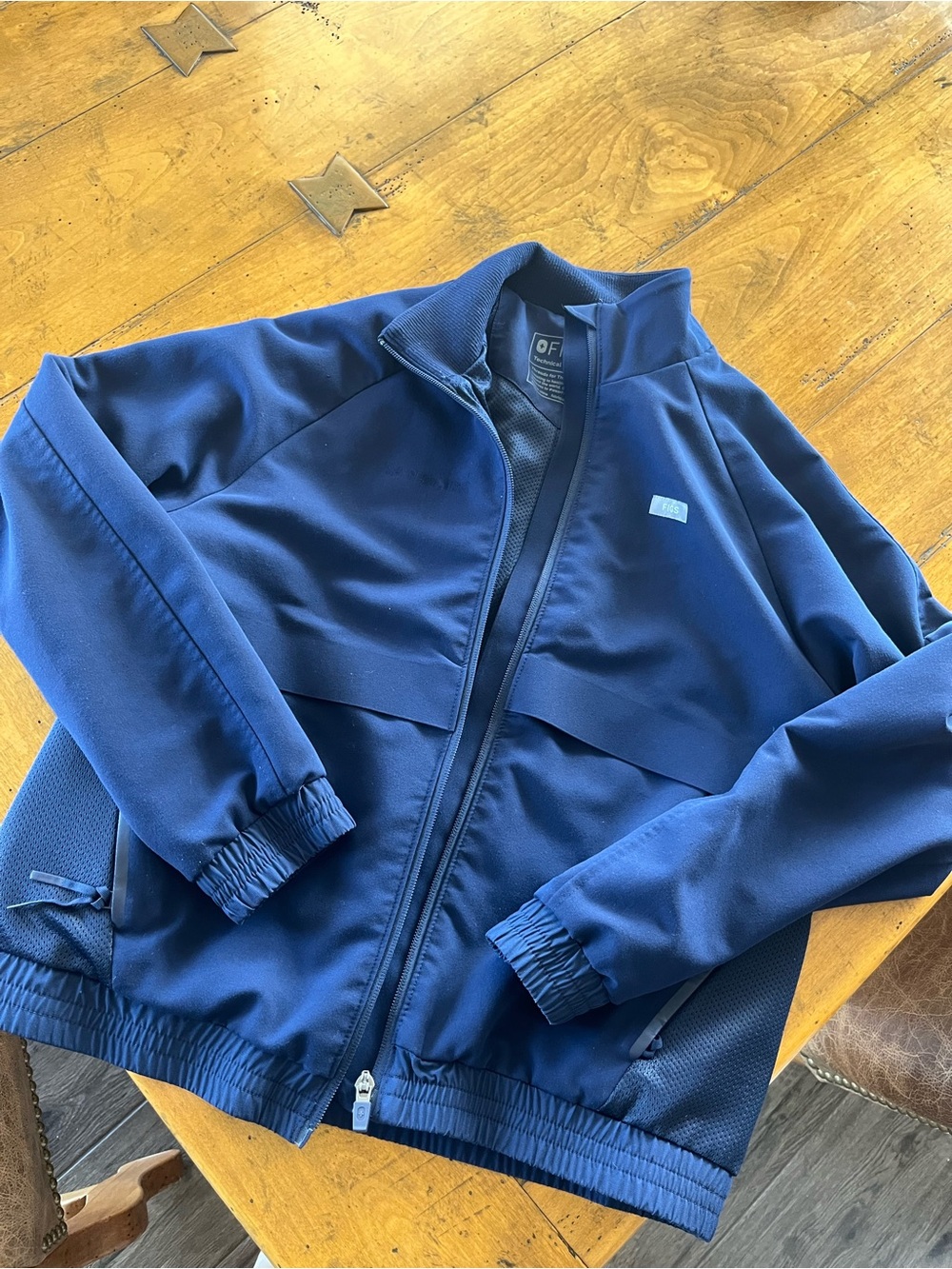 Figs Women’s Sydney Scrub Jacket